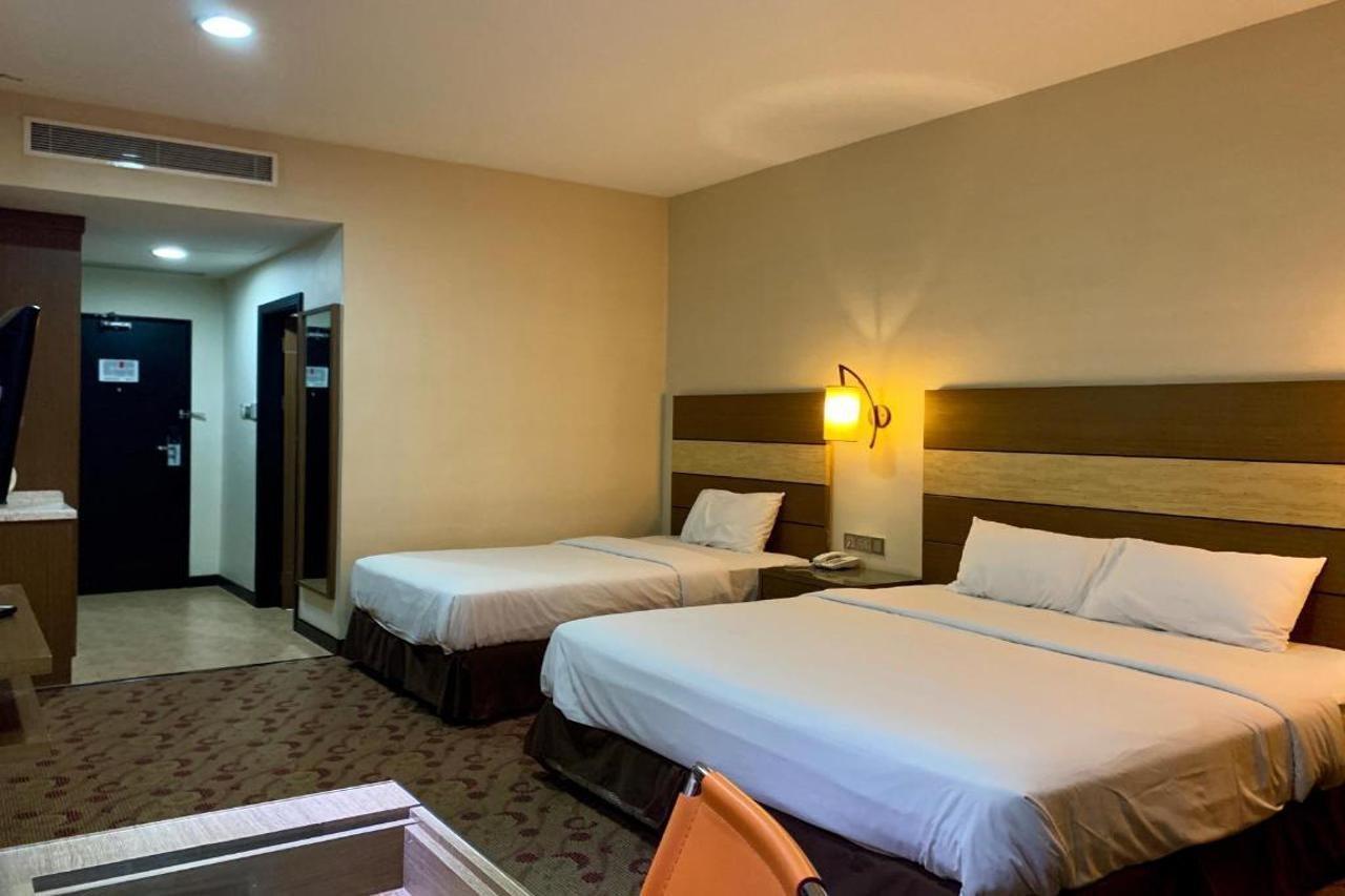 Sento Hotel Keningau Buitenkant foto