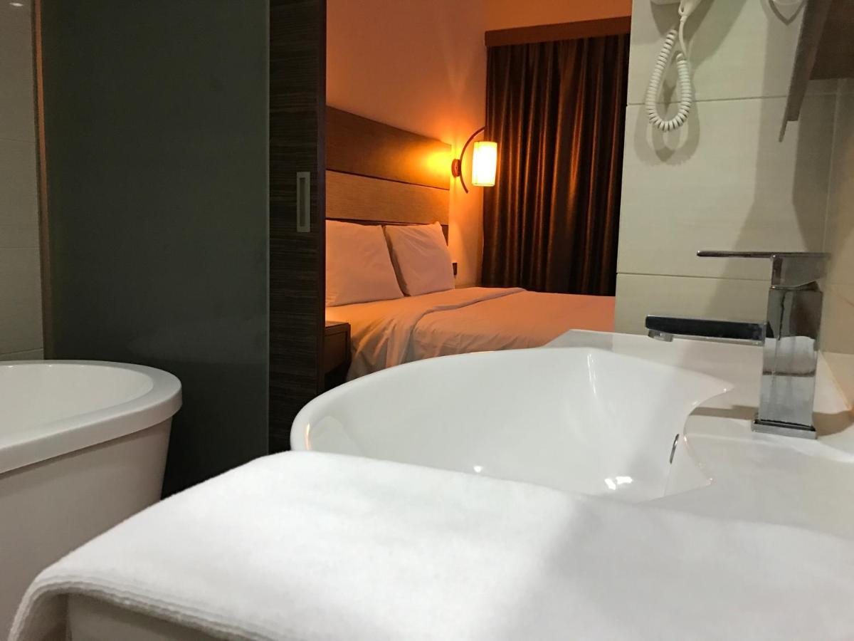 Sento Hotel Keningau Buitenkant foto