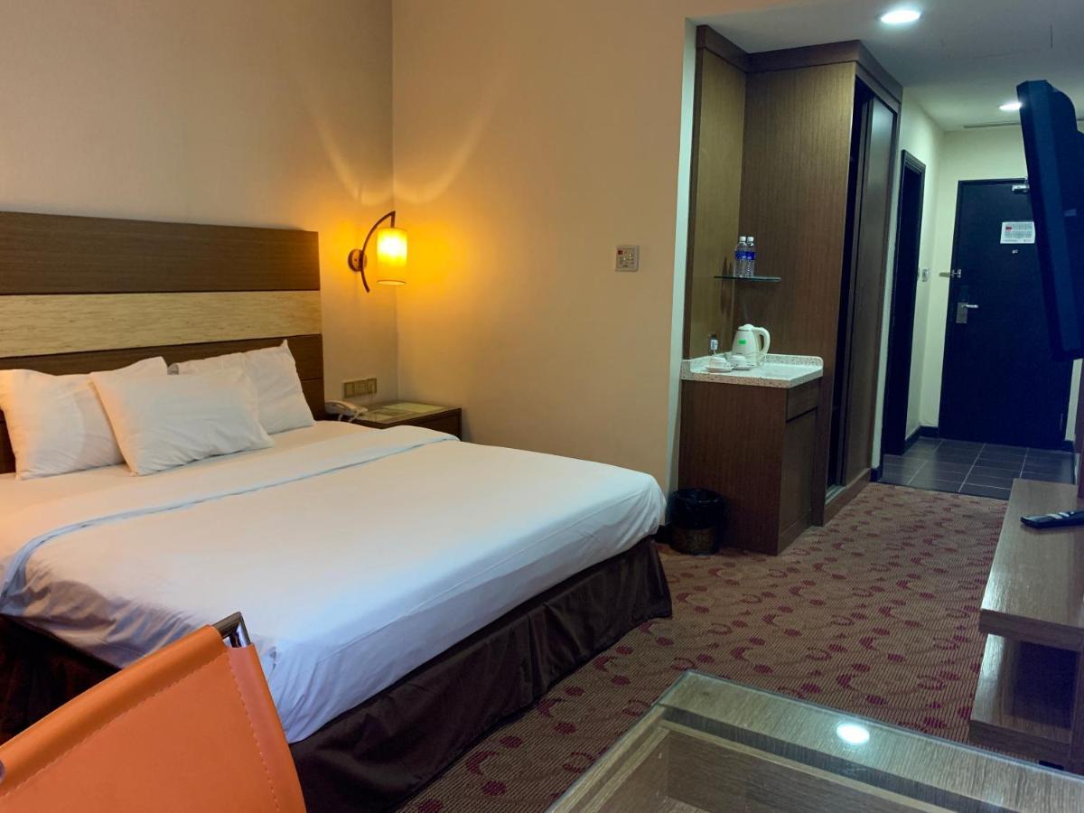 Sento Hotel Keningau Buitenkant foto