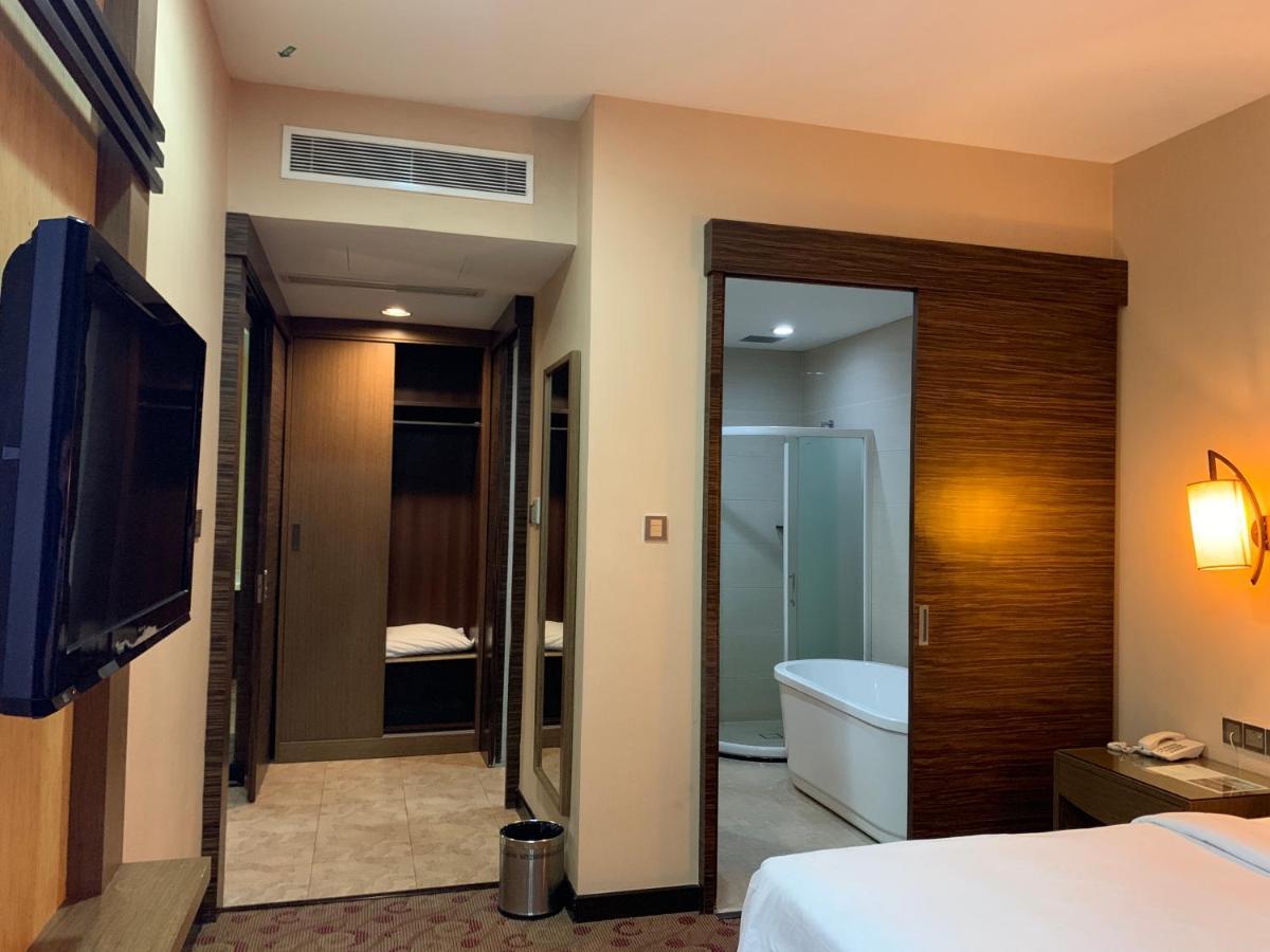 Sento Hotel Keningau Buitenkant foto